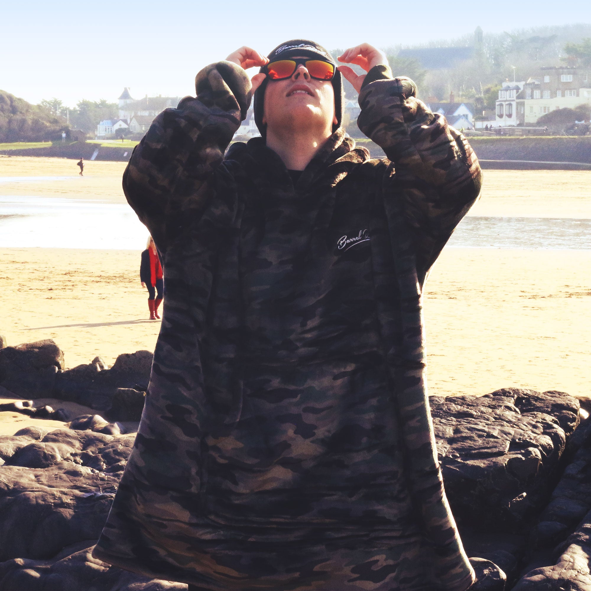 Barrel Rock Oversized Hooded Blanket